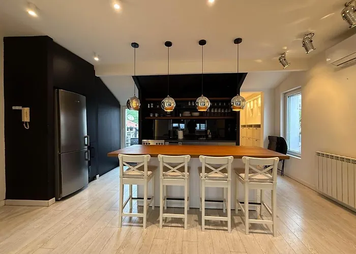 Downtown Cozy דירה *